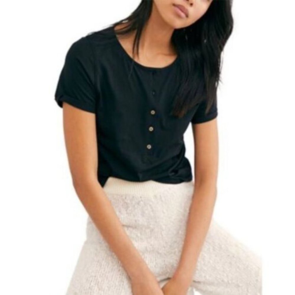 Free People What's Up Crop Boho Henley Top NWT - Picture 2 of 5